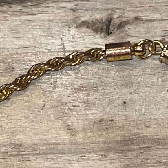 Gold Tone Rope Tennis Bracelet 71/2” Long - Picture 2 of 8